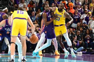 关键时刻显 关键时刻显