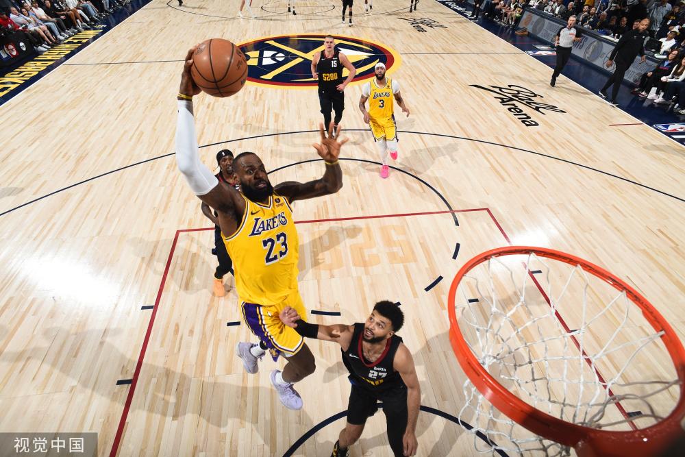 国队中场进 国队中场进