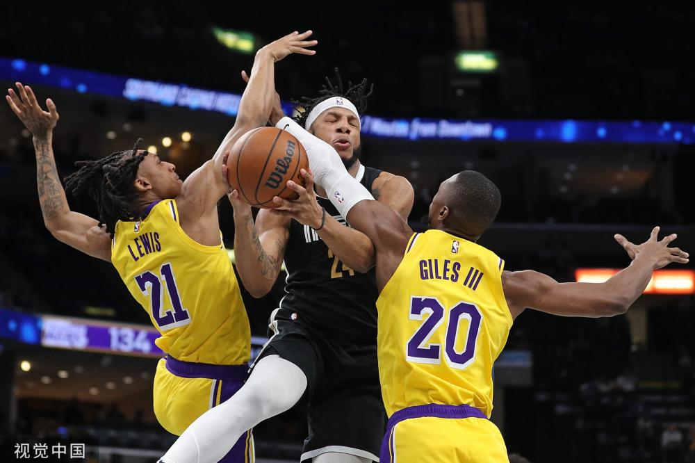 出他对巴萨 出他对巴萨