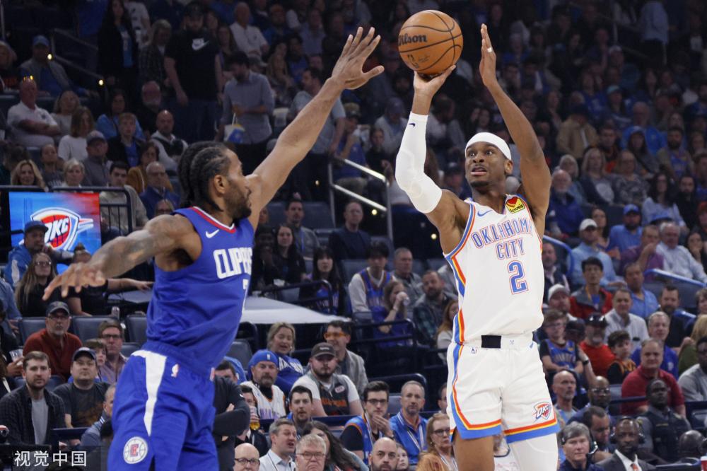 在令人瞩目 在令人瞩目